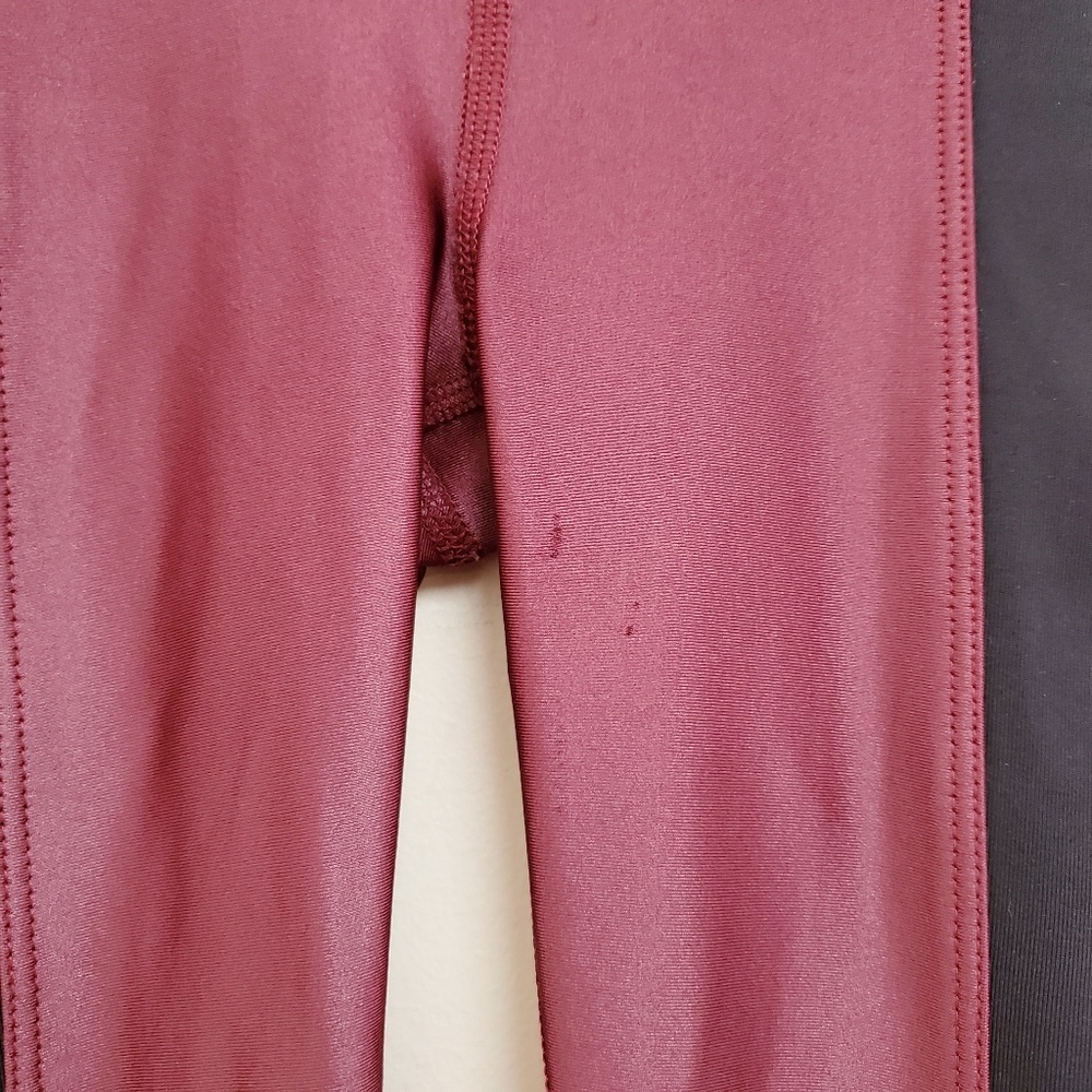 carbon38 breaker metallic wine leggings high rise - Picture 6 of 6